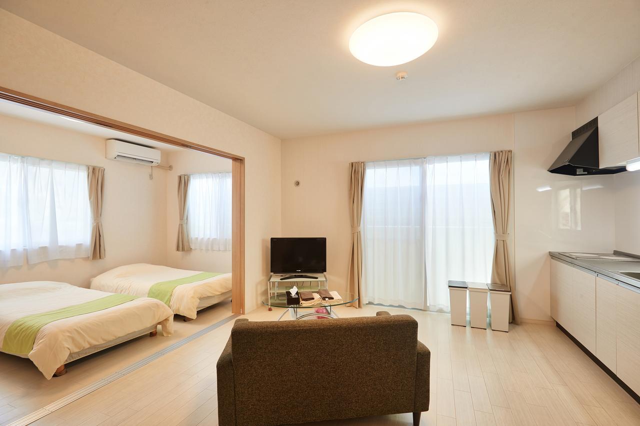 Rainbow Terrace Ginowan Apartment Bagian luar foto