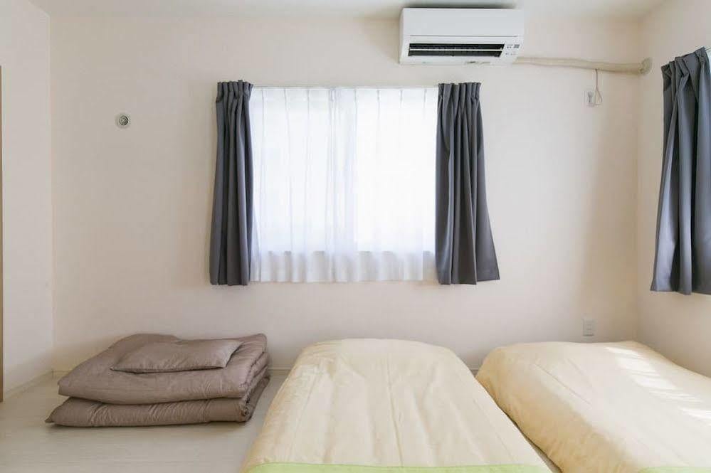 Rainbow Terrace Ginowan Apartment Bagian luar foto